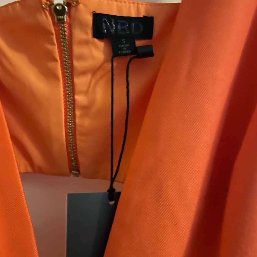 NBD orange Cutout Mini Dress NWT - Picture 4 of 5
